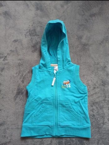 Sweat capuche sans manches 6 mois