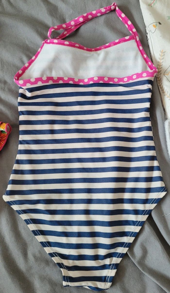Lot 4 ans pour la plage ou piscine - photo numéro 7