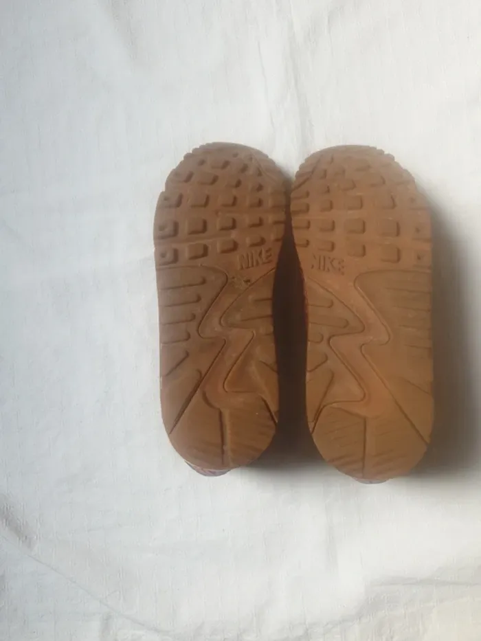 Baskets Nike air - photo numéro 5