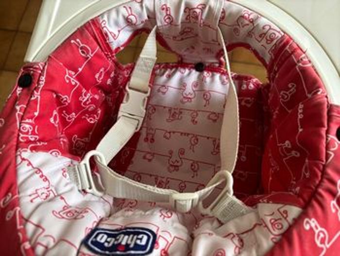 Siège de table pivotant Chicco 360 degrés - photo numéro 5