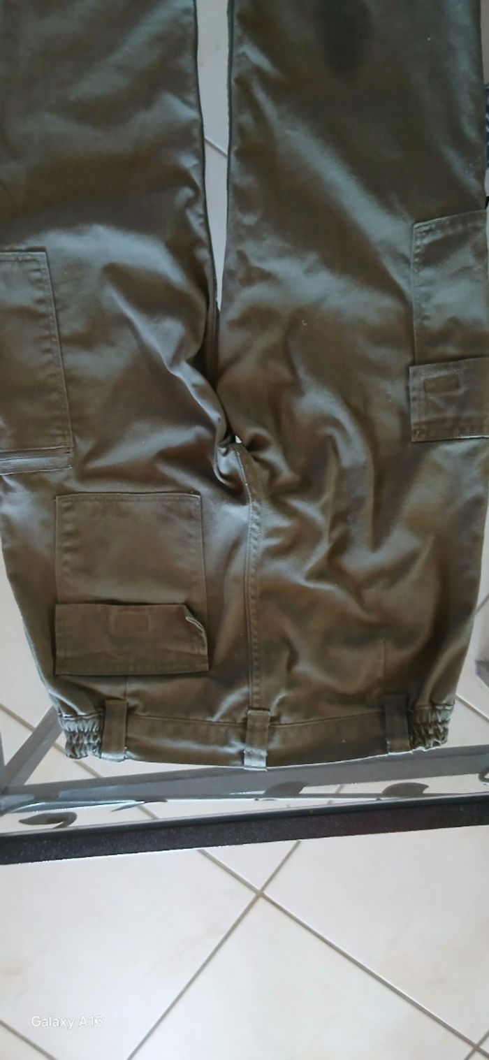 Pantalon kaki taille 10 ans - photo numéro 2