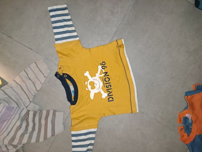 Lot de vêtements bébé, 12 mois - photo numéro 9