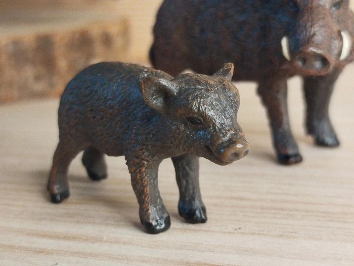 Figurine sanglier et marcassin Animal de la forêt - photo numéro 2