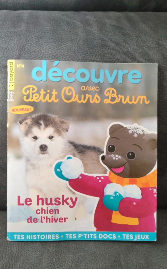 Je découvre avec petit ours brun le husky numéro 4