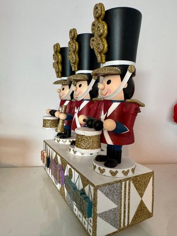 Figurine It’s Small World