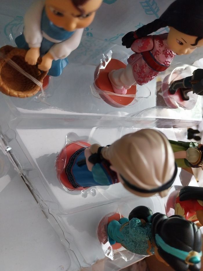 3 Figurines Animators Anna Elsa Kristoff Reine des Neiges Disney - photo numéro 10