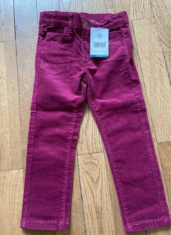 Pantalon neuf velours 3/4 ans