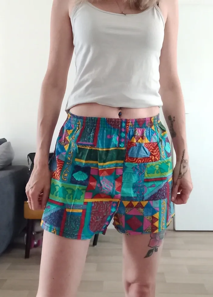 Short femme T38