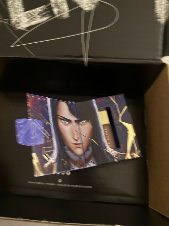 Arcane Gloss Bomb Universal Lip Luminizer – League of Legends x Fenty Beauty - photo numéro 6