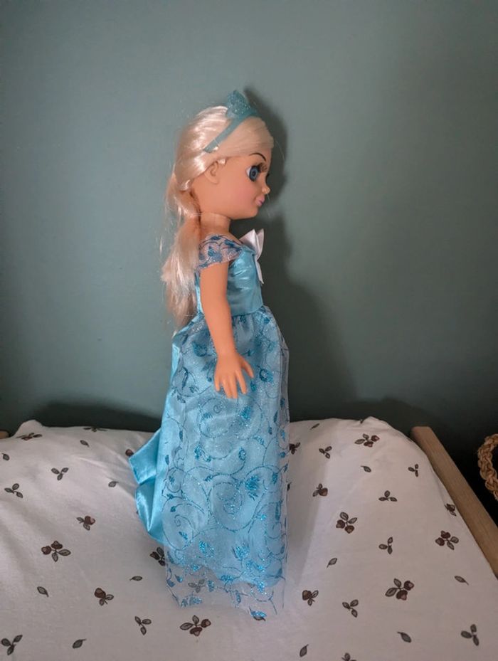 Grande poupée - photo numéro 2