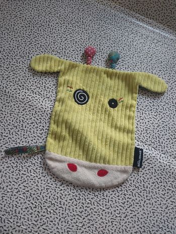 doudou plat les deglingos original bébé jaune mixte tissu éveil crèche