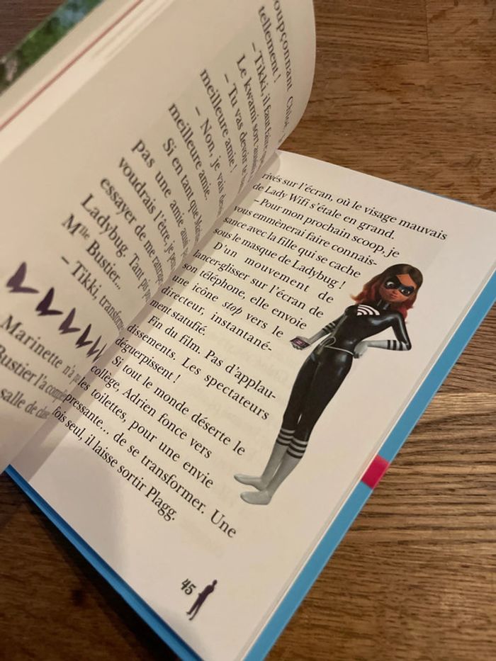 Livre La bibliothèque Rose Miraculous Duel entre amies Numéro 6 - photo numéro 7