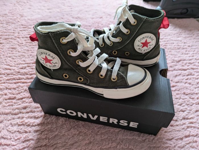 Converses kaki 28