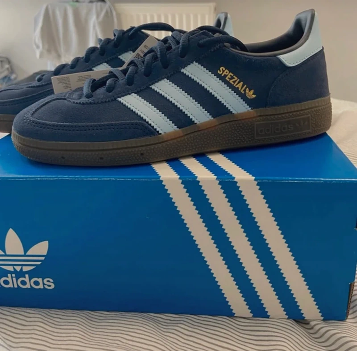 Baskets Adidas - photo numéro 2