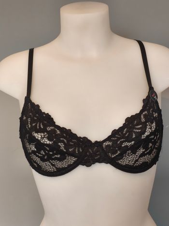 Soutien-gorge en dentelle noire