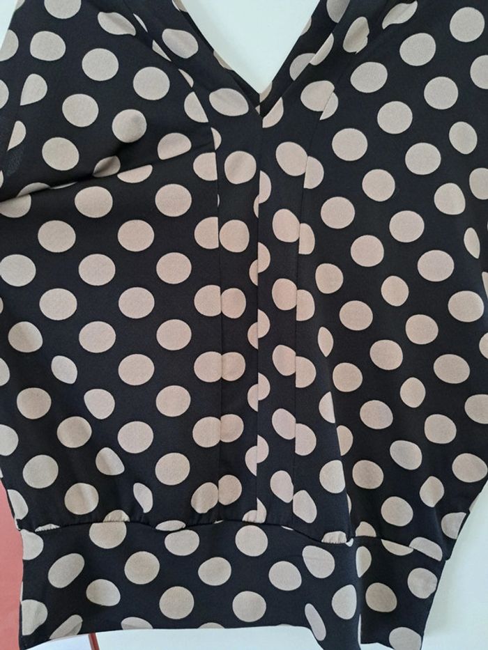 Haut noir a pois - photo numéro 3