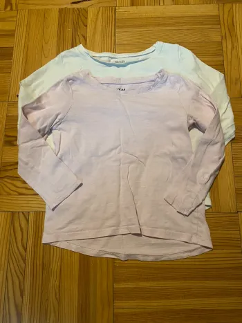 2 t-shirt rose et blanc