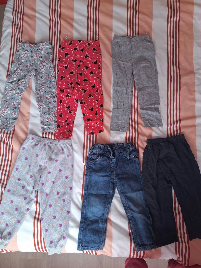 Lot vêtements 2 ans fille - photo numéro 3