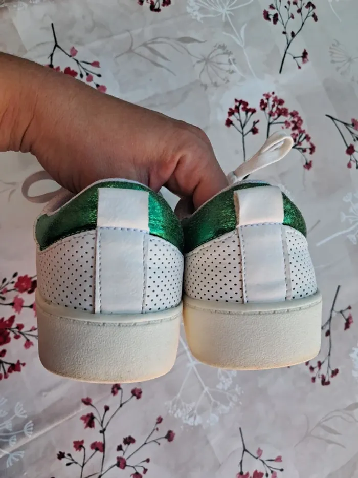 Belle paire de Baskets blanches avec détails pailletés - T39 - Active Fashion - photo numéro 3