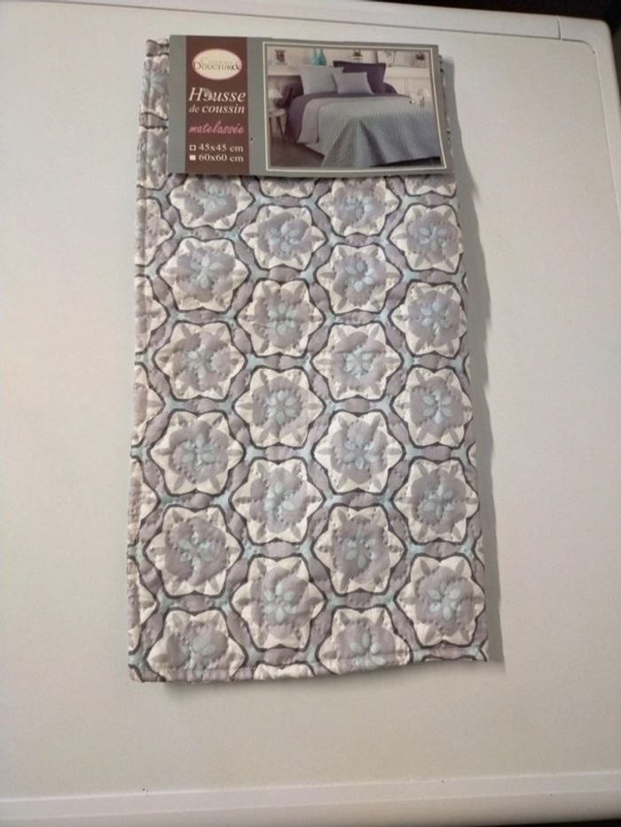 Housse de coussin matelassée
