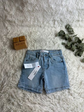 Short en jean Minoti taille 24-36 mois