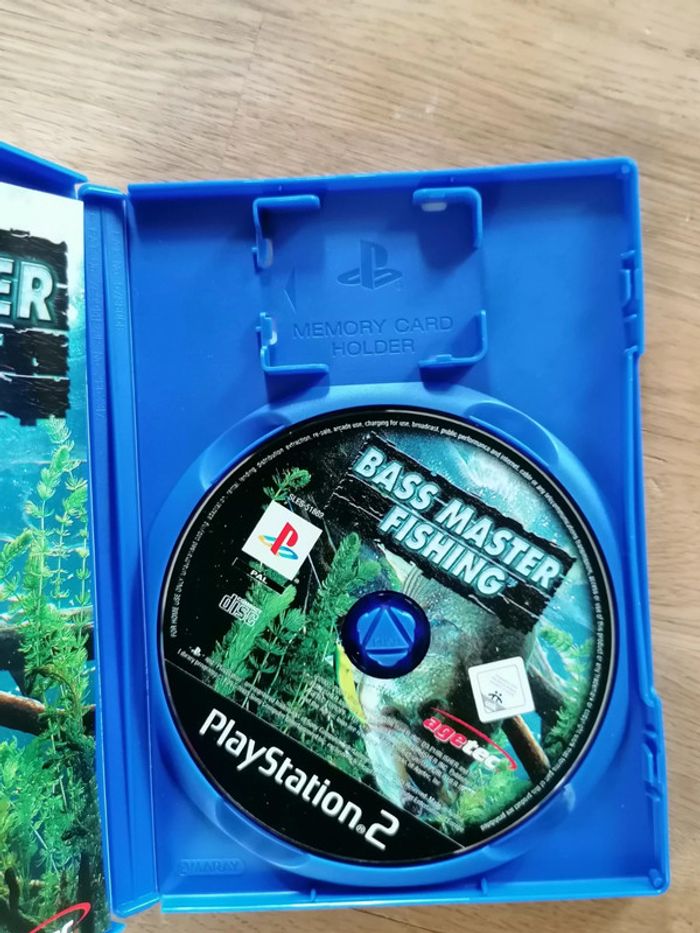 Jeux PS2 "bass master fishing" - photo numéro 2