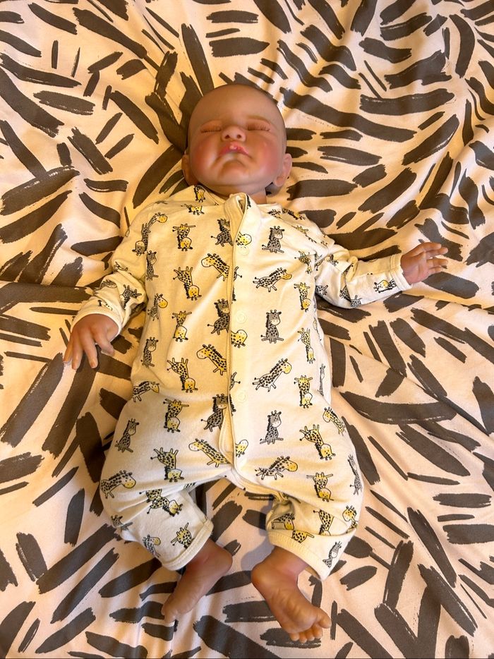 Bébé reborn - photo numéro 2