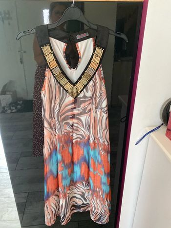 Robe épaule dénudée