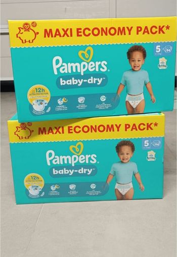 Couches Pampers taille 5 lots 2 cartons 👌 ENVOI RAPIDE