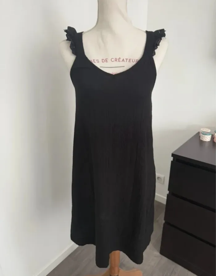 Robe d'été noire Camaïeu taille S ou 36