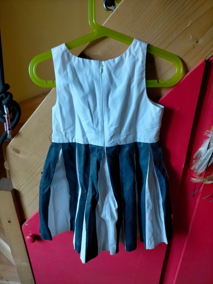 Très jolie robe Jacadi 4 ans - photo numéro 4