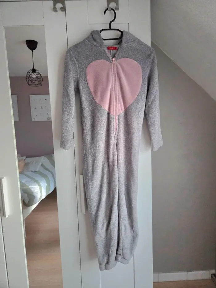 Pyjama combinaison chaud fille taille 8 ans