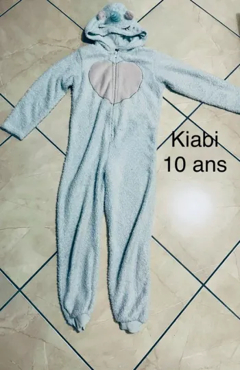 Pyjama kiabi 10 ans licorne