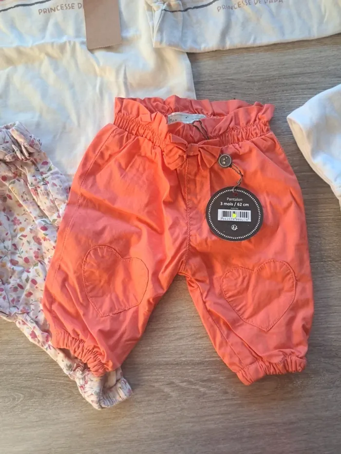 Lot de vêtements fille - photo numéro 3