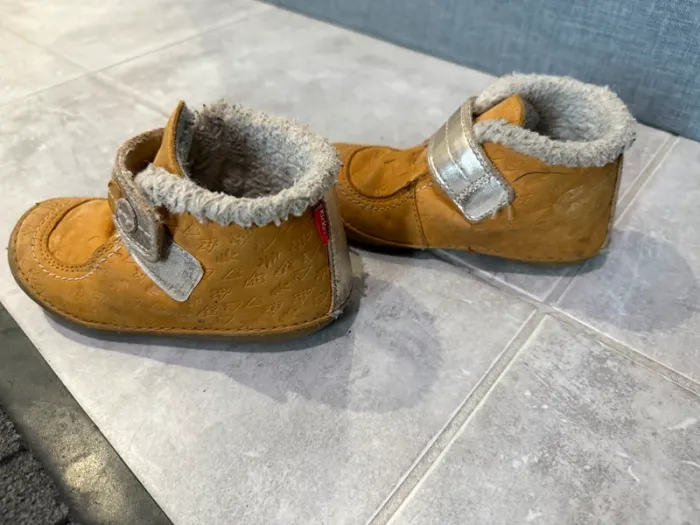 Kickers fourrees taille 25 - photo numéro 4
