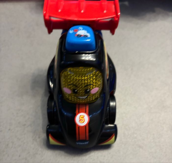 Tut tut bolides « tremplin cascades de l’extrême » de vtech - photo numéro 6