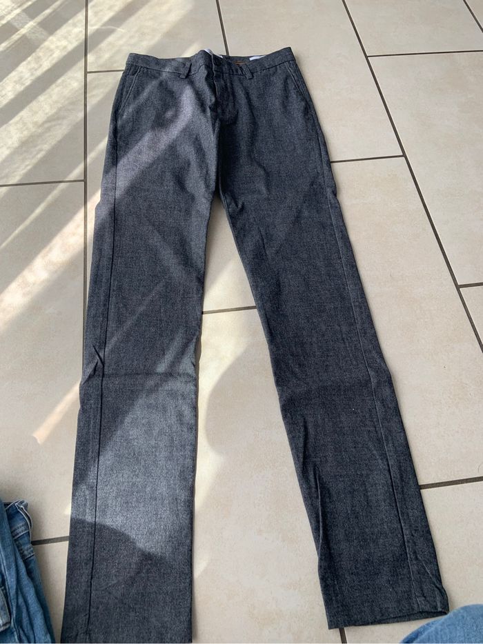 Pantalon style chino