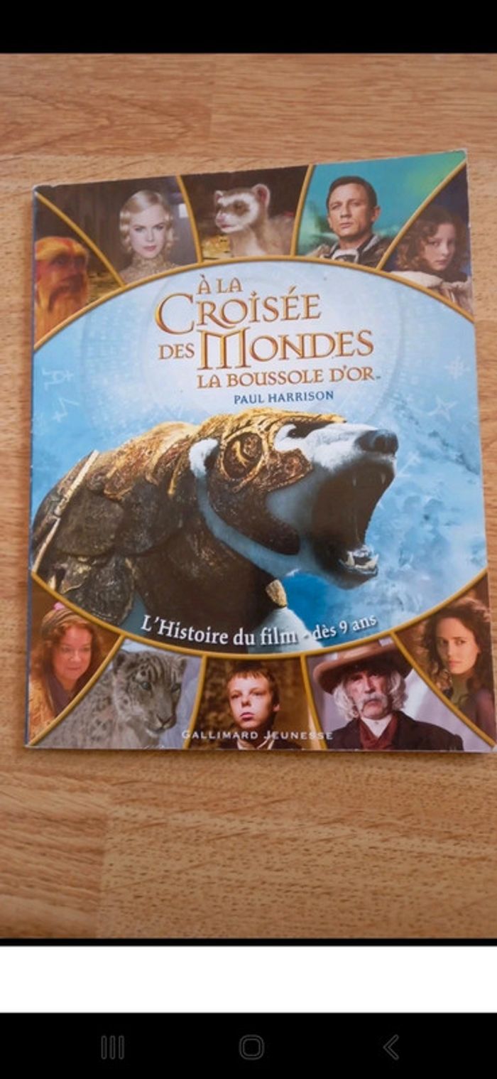 Livre à la croisée des mondes