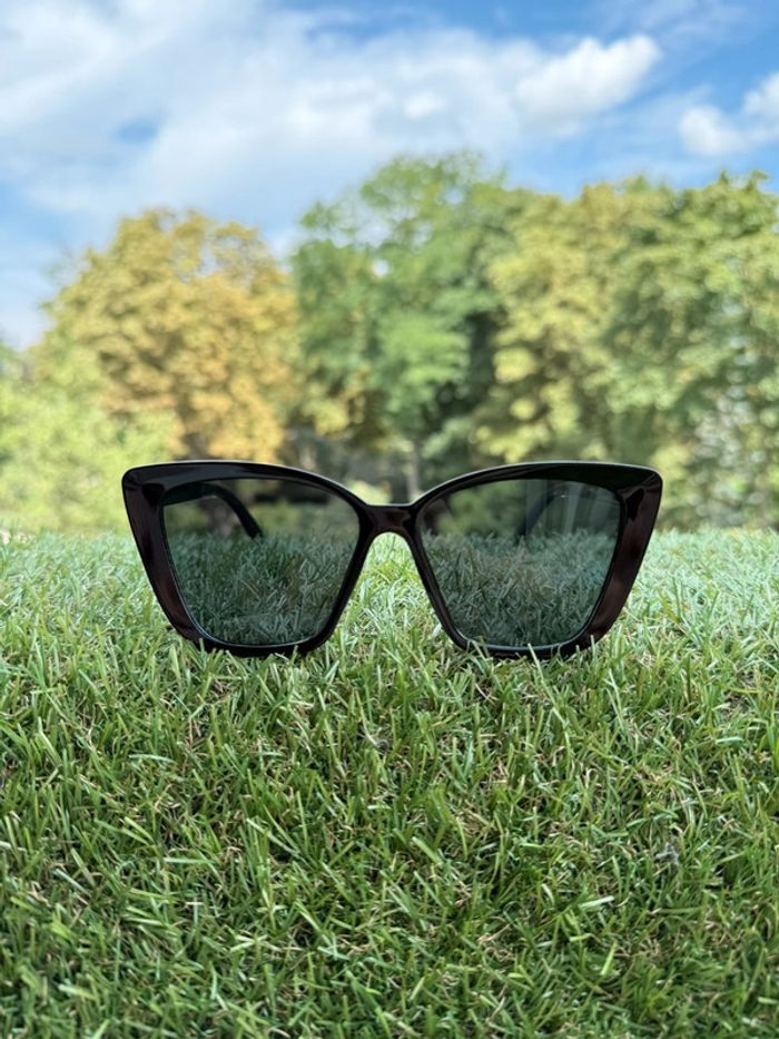 Lunette de soleil femme