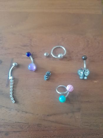 Lot piercing nombril