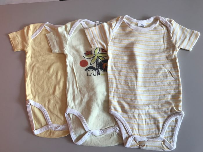 5 bodies 6 mois - photo numéro 3