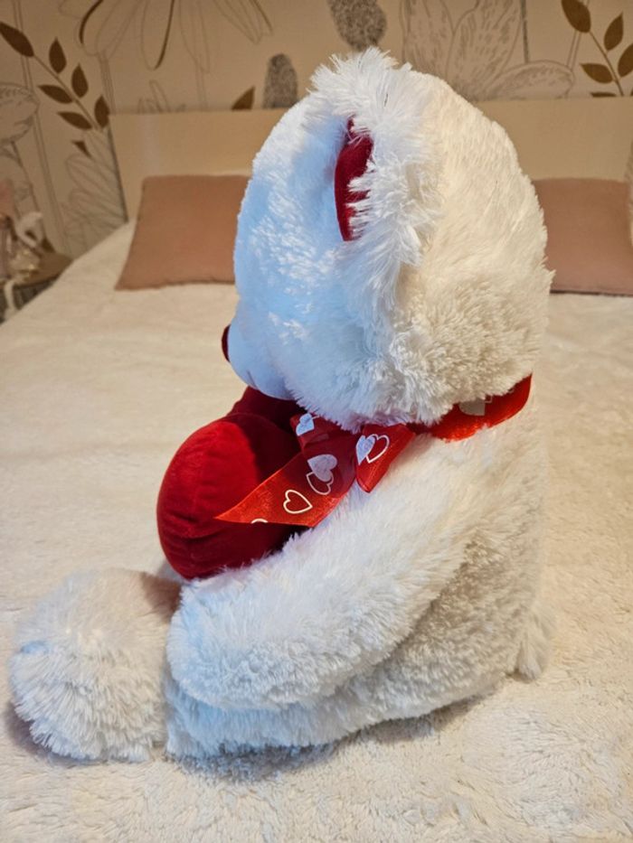 Ours en peluche blanc - photo numéro 2