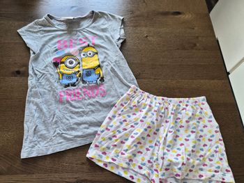Pyjama short.