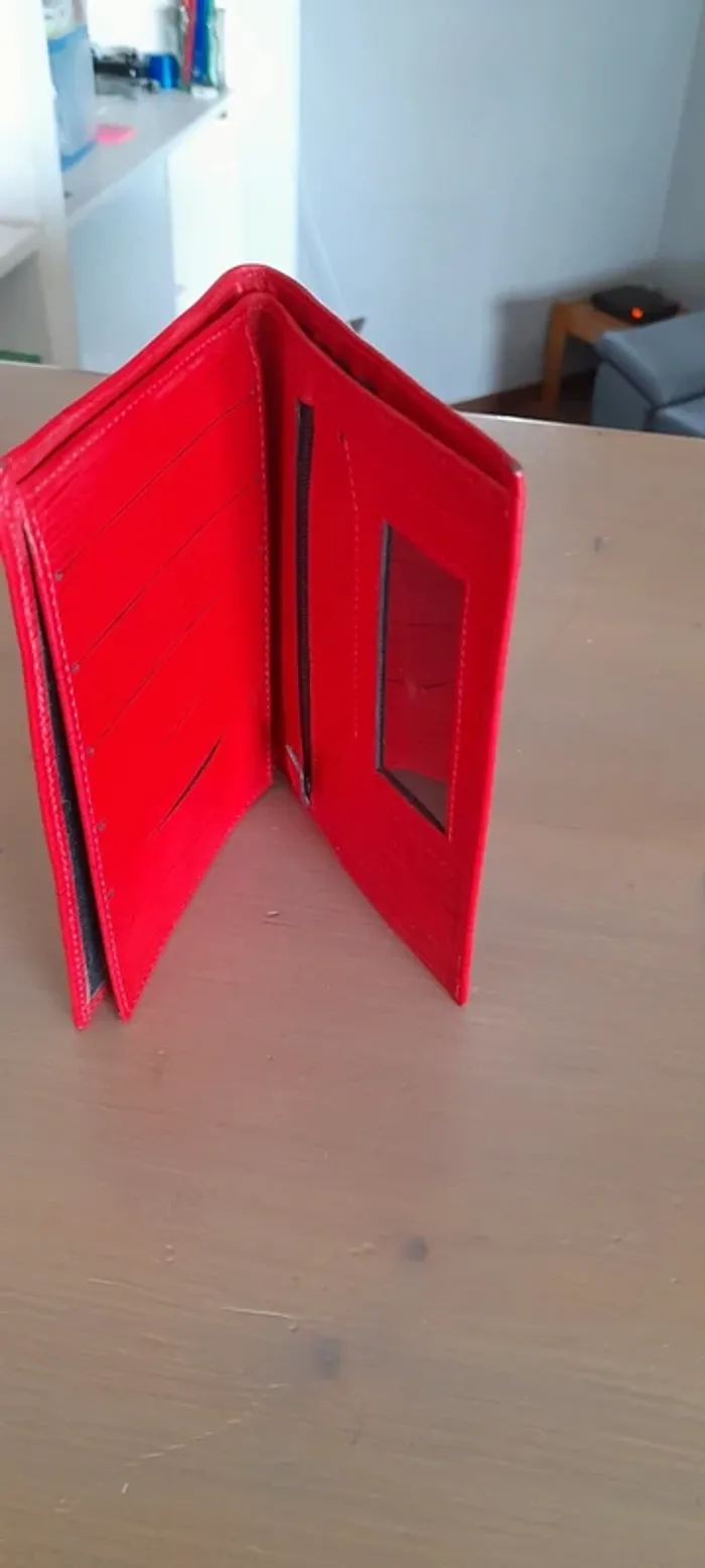 Porte feuille rouge - photo numéro 5