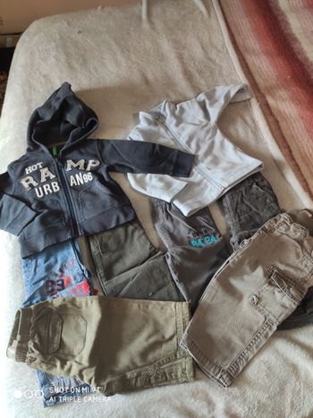 Lot de vêtements bébé garçon taille 12 mois