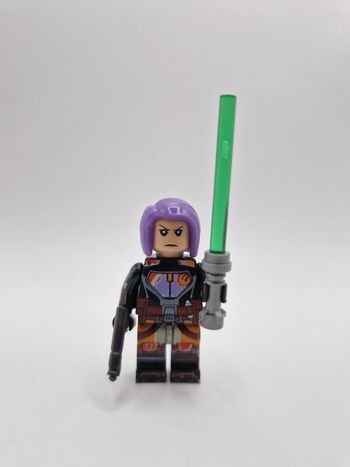 Figurine type lego Sabine Wren star wars