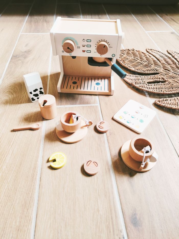 🍵Dinette machine à café et thé et accessoires en bois marque Vertbaudet