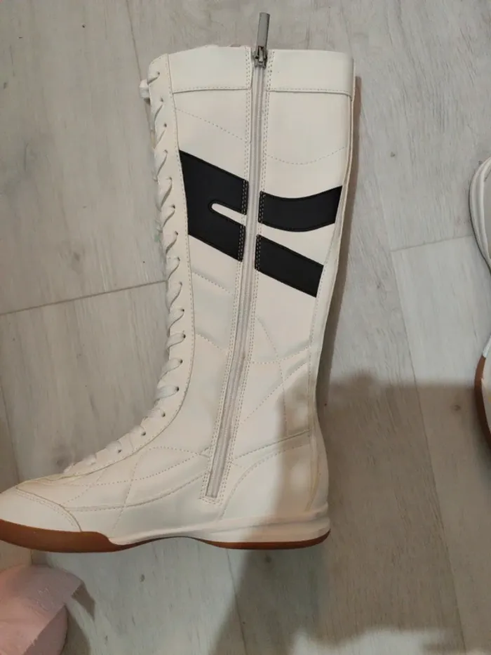 Baskets bottes hautes Bershka 37 blanc et noir neuves - photo numéro 4