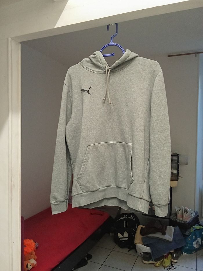 Pull à capuche taille M de marque Puma