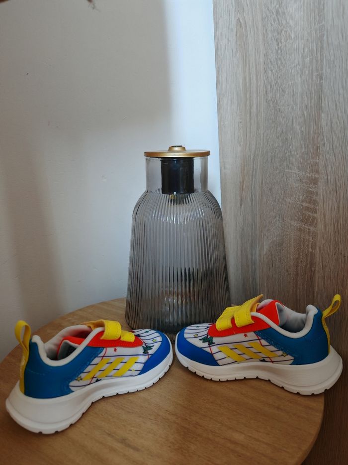 Chaussure Adidas mickey Neuve pointure 23 - photo numéro 9